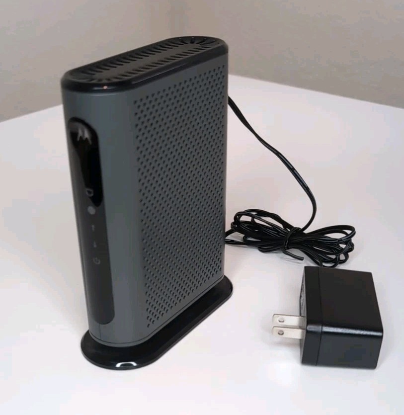 Motorola 16×4 Docsis 3.0 Cable Modem Model MB7420 – Tested