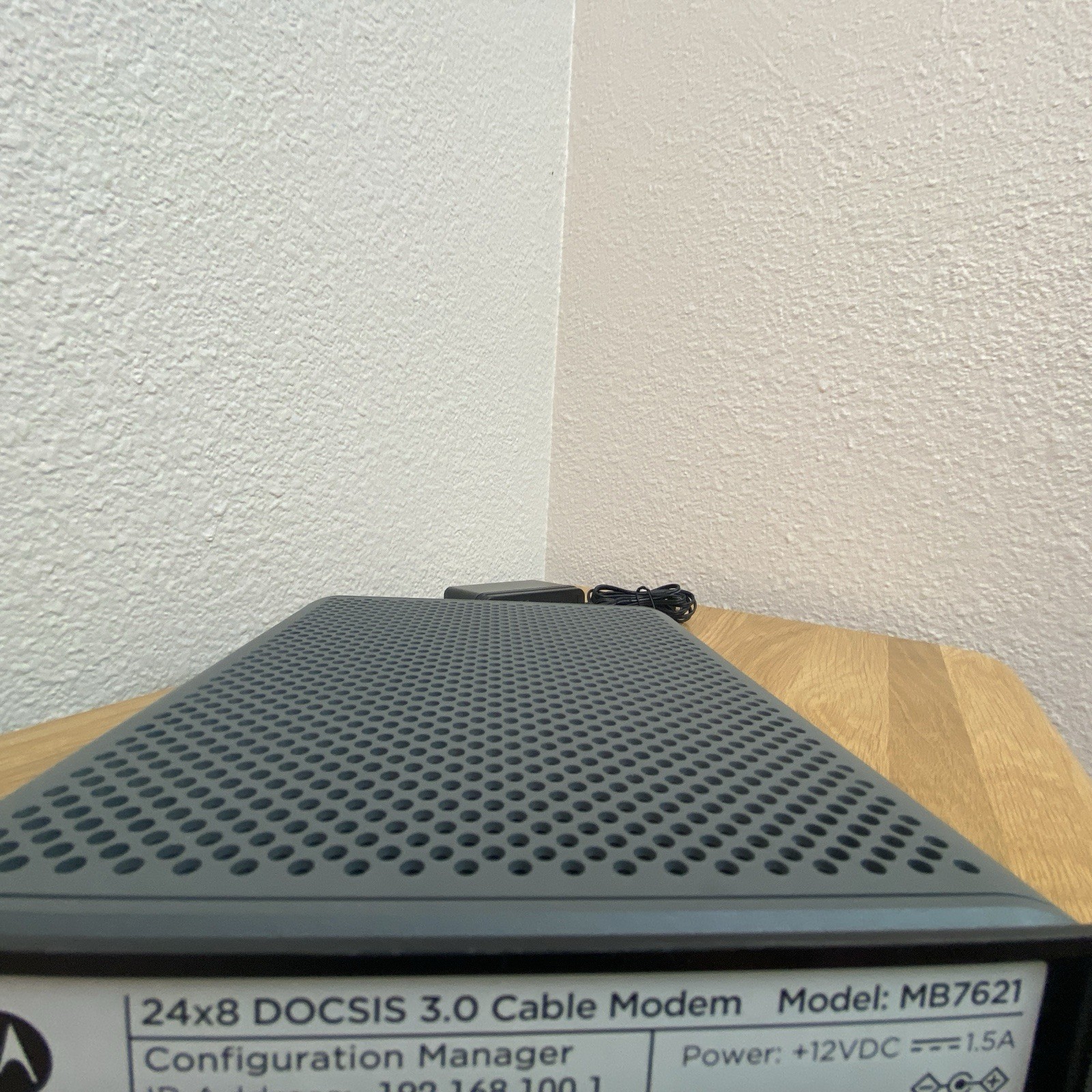 Motorola – MB7621 24×8 DOCSIS 3.0 Cable Modem 1029 Mbps