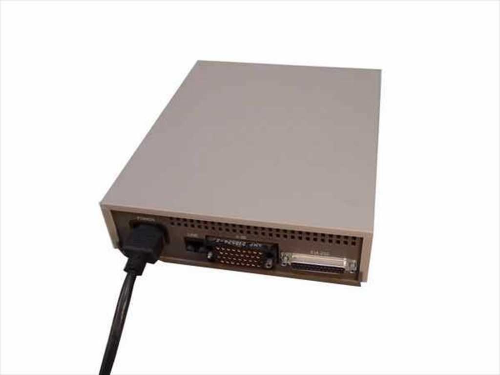 AT&T Paradyne 3510-A1-001 DSU Modem V.35 EIA-232 2261-SA1 Desktop Telecom