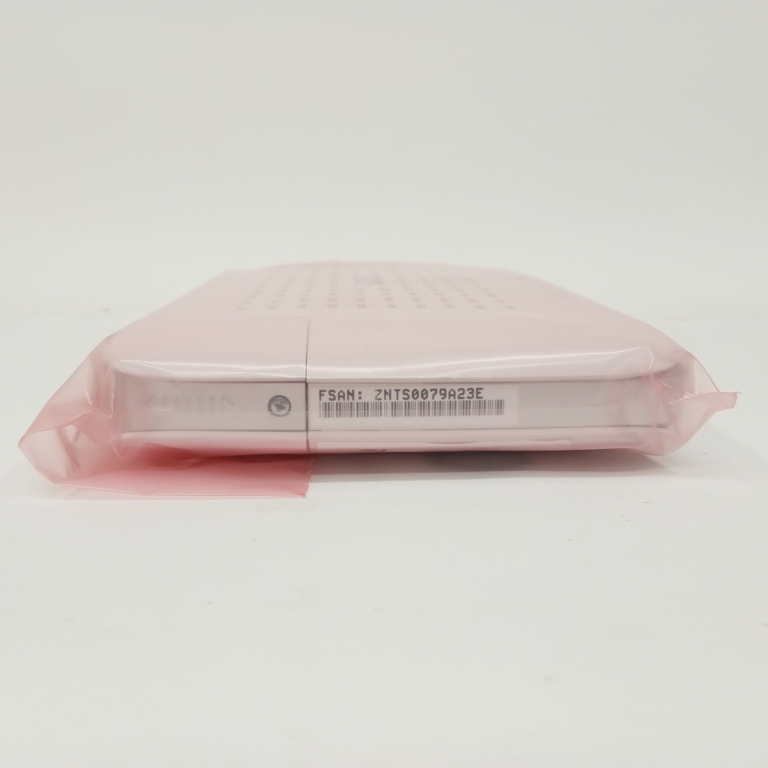 DZS ZNID-GPON-2608T-NA GPON ONT, Indoor, 0xPOTS, 8xGE POE