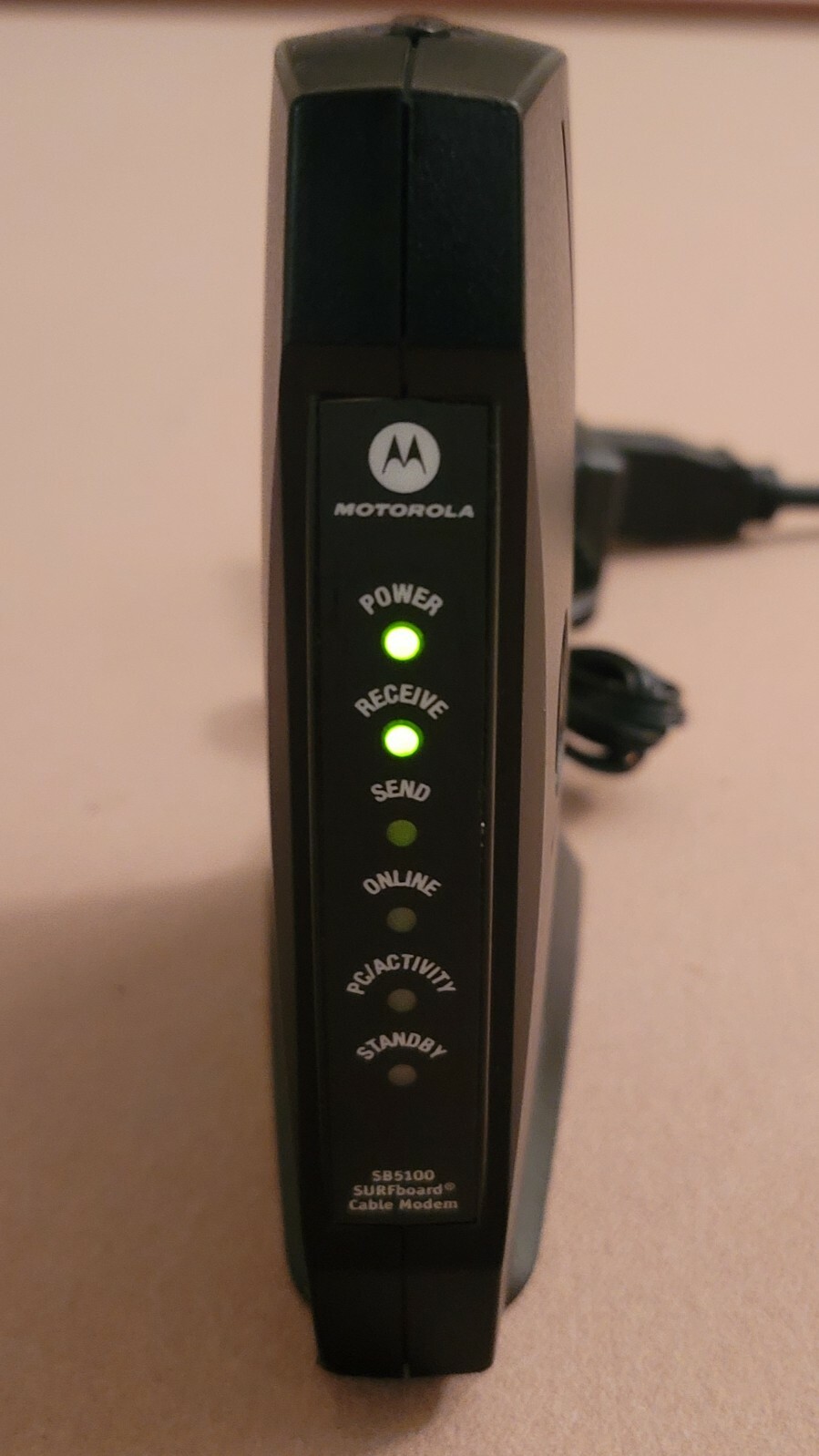 MOTOROLA Surfboard Cable Modem Model SB5100