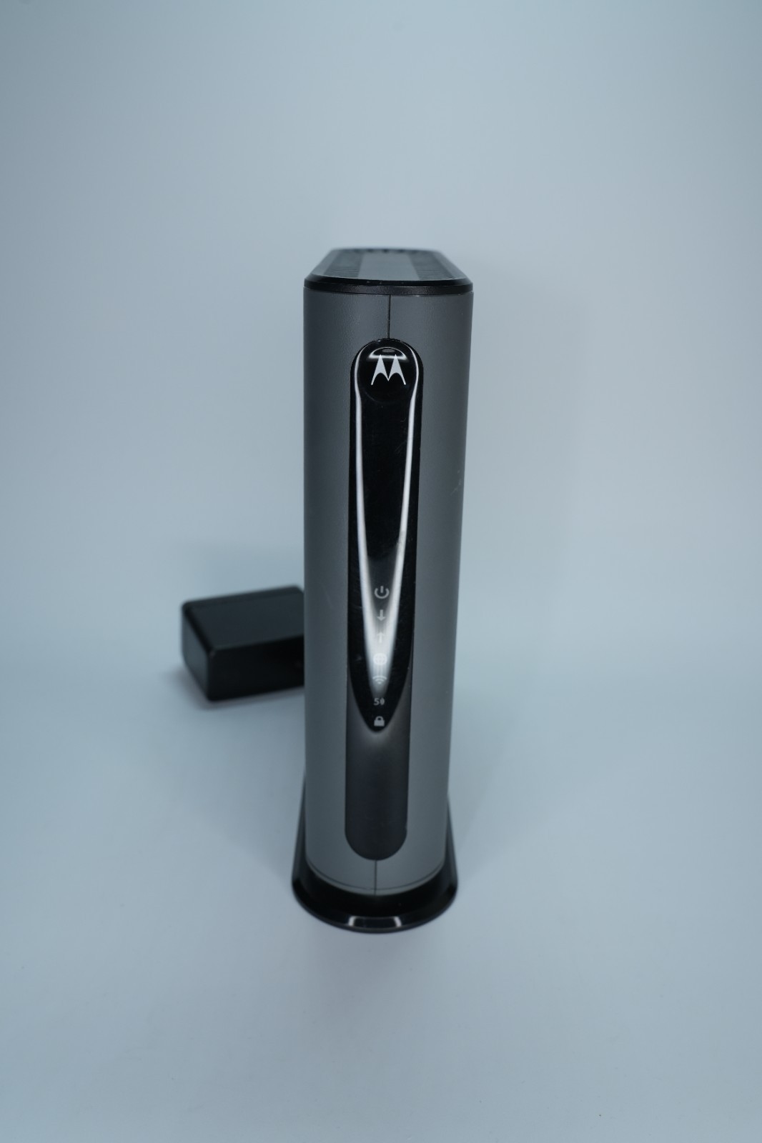 Motorola MG7540 16×4 DOCSIS 3.0 Cable Modem Plus AC1600 WiFi Router NIB