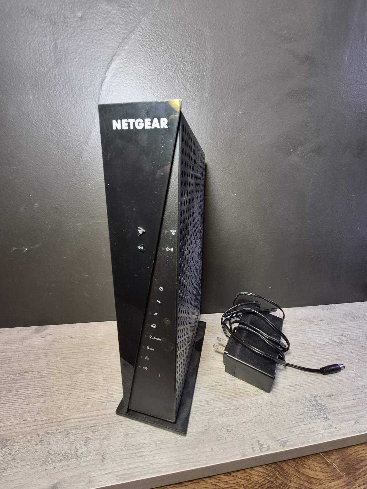 NETGEAR C6300 AC1750 DOCSIS 3.0 Cable Modem and WiFi Router Used Working