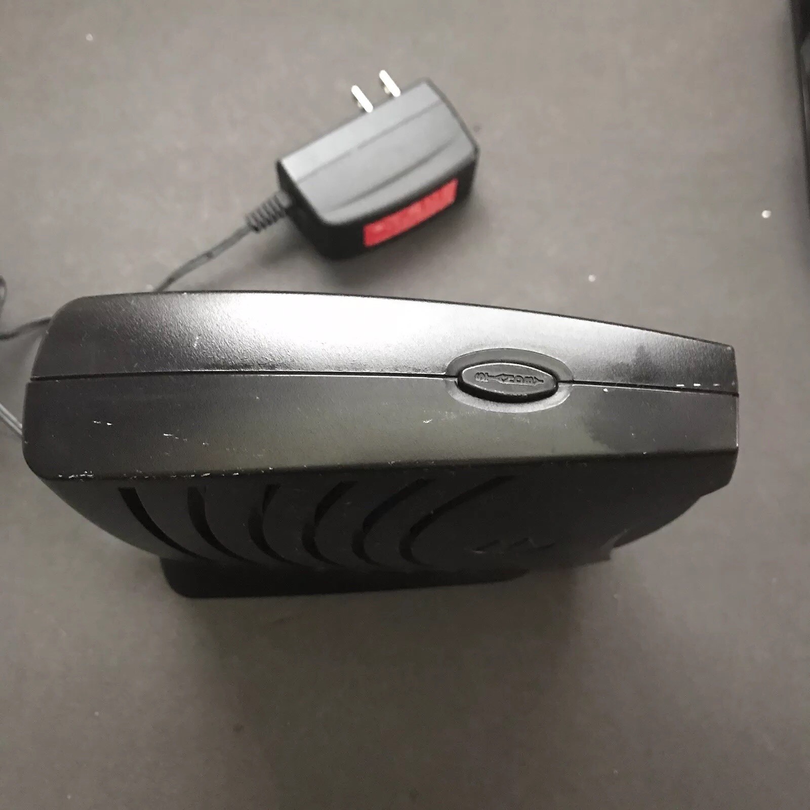 Motorola SURFboard SB5120 Cable Modem With AC Adapter