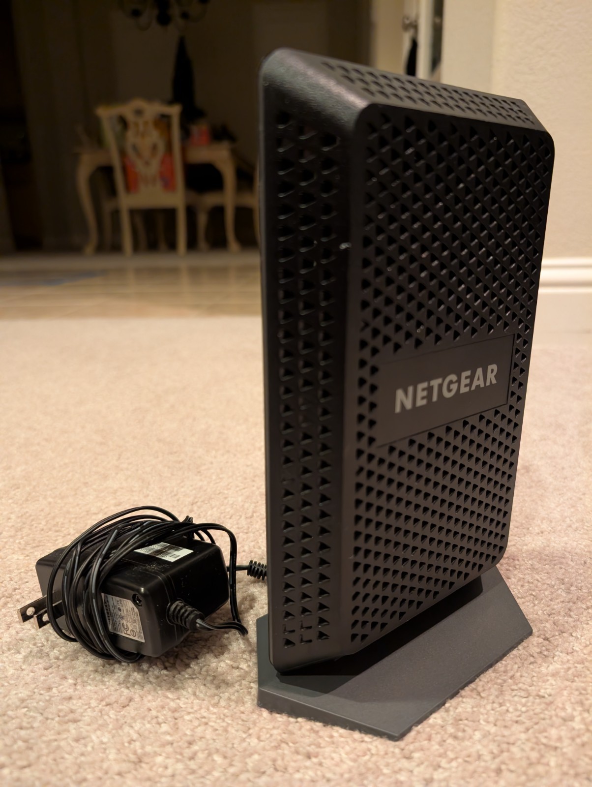 NETGEAR CM600-1AZNAS 960Mbps DOCSIS 3.0 Cable Modem with Power Adapter