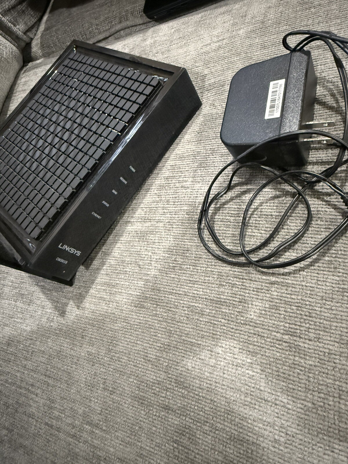 Linksys CM3016 16×4 Cable Modem DOCSIS 3.0 Up to 686 Mbps in Black