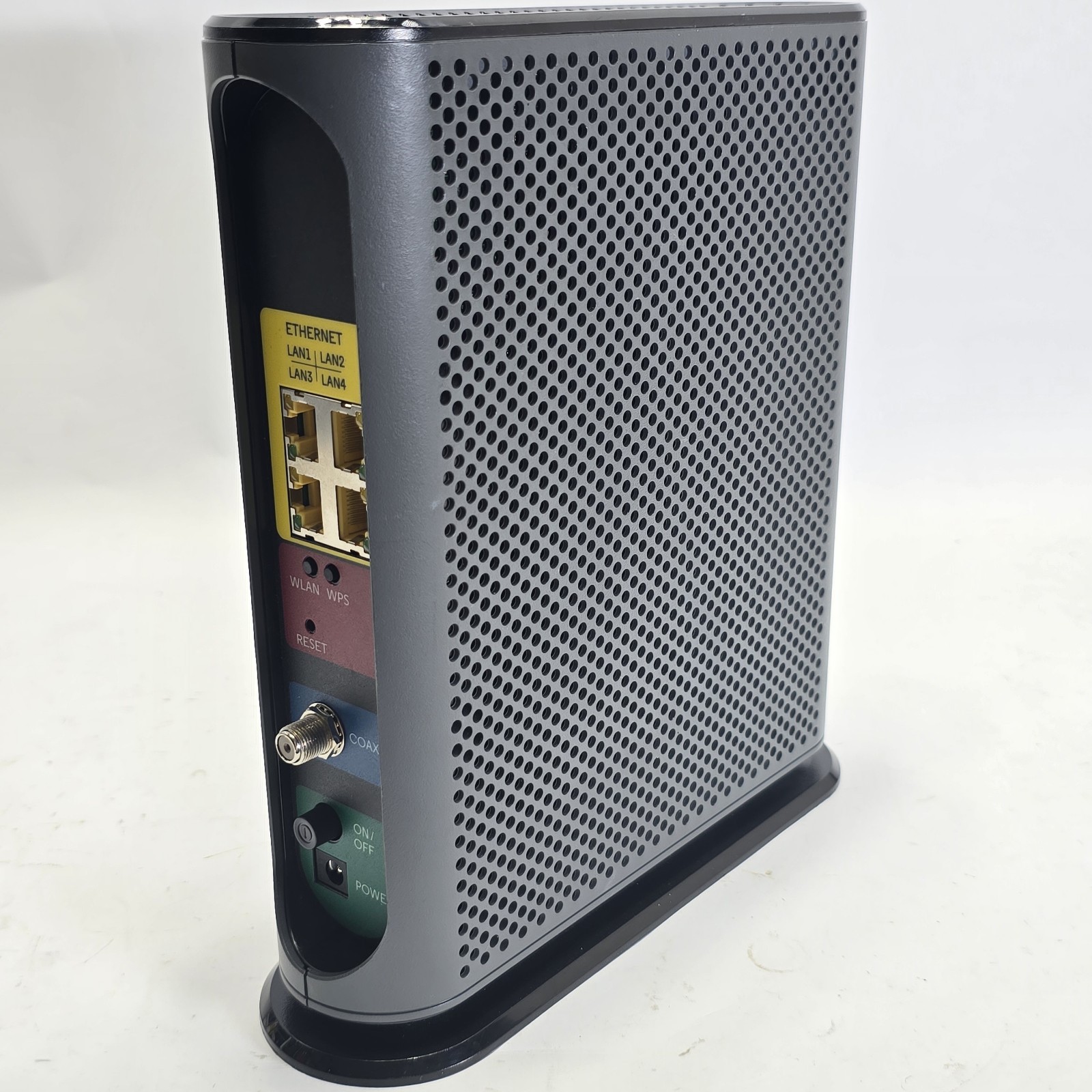 Motorola MG7540 AC1600 Dual Band Cable Modem WiFi Router 16×4 Gigabit Combo.