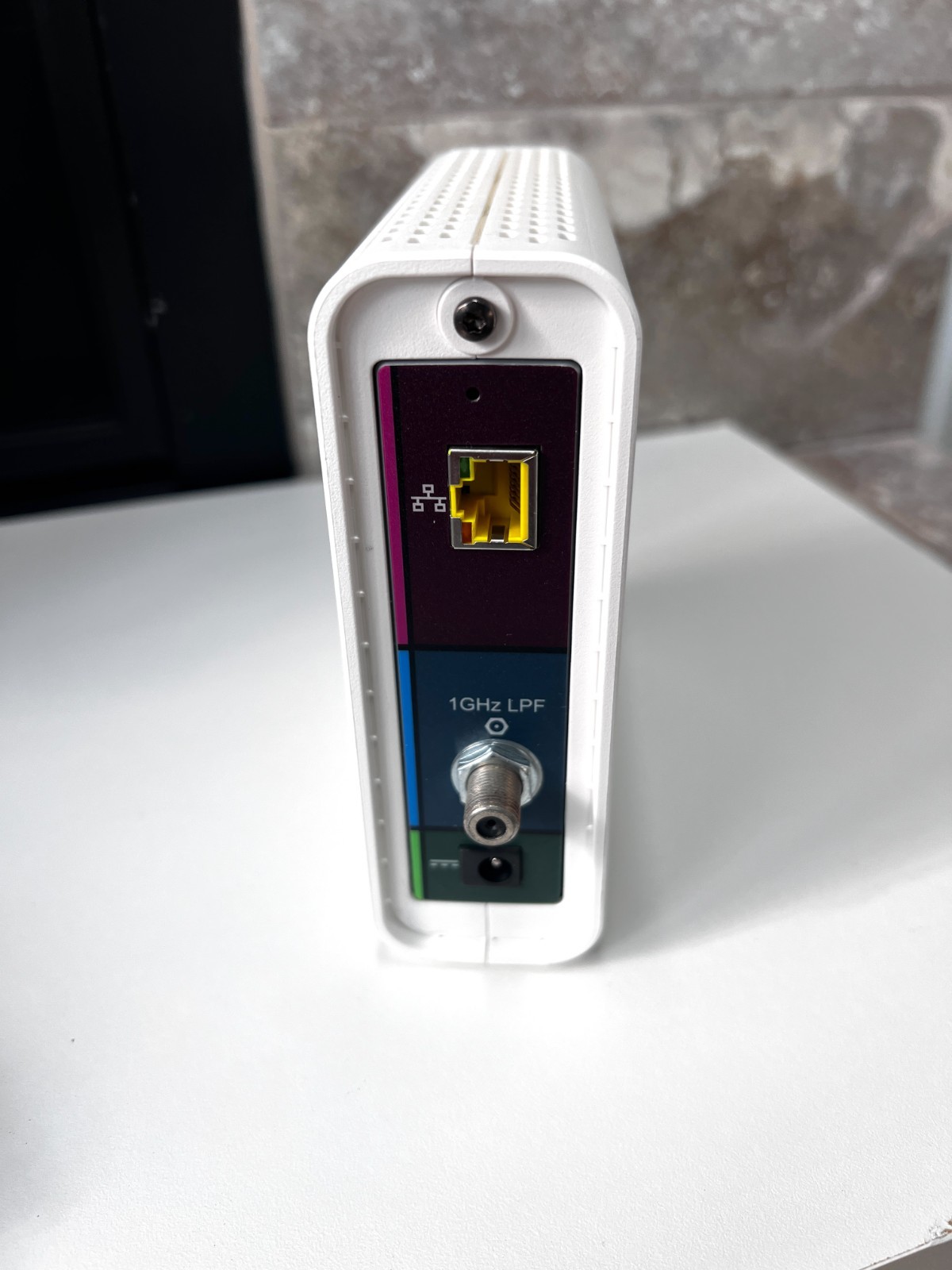 ARRIS SURFboard SB6190 DOCSIS 3.0 Cable Modem 32×8 1.4Gbps Gigabit