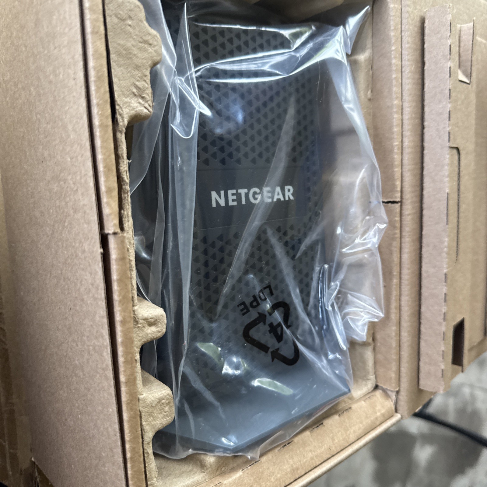 NETGEAR CM1000v2 DOCSIS 3.1 Router Never Used