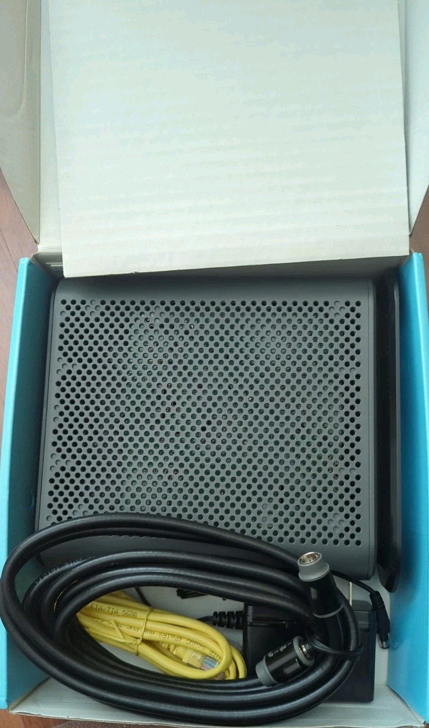 Motorola MB7621 DOCSIS 3.04×8 channel bonding Cable Modem (1000 Mbps)