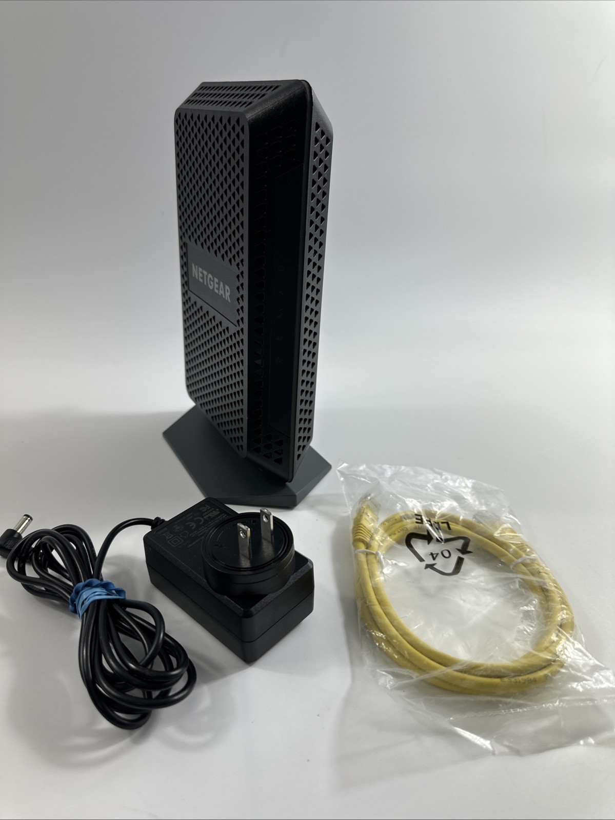 NETGEAR CM600 960Mbps DOCSIS 3.0 Cable Modem w/ Power Supply Works