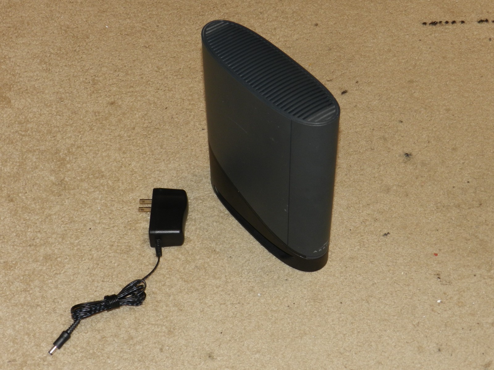 ARRIS G36 SURFboard DOCSIS 3.1 Multi-Gig Cable Modem & Wi-Fi 6 Router Combo