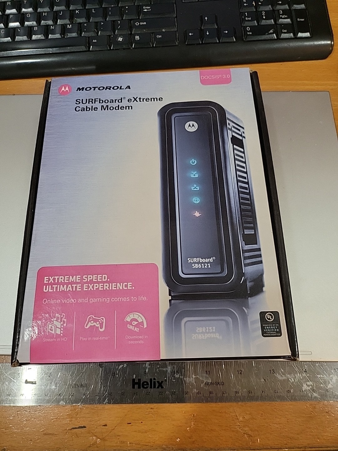 Motorola SURFboard Extreme Cable Modem SB6121 DOCSIS 3.0, New Open Box