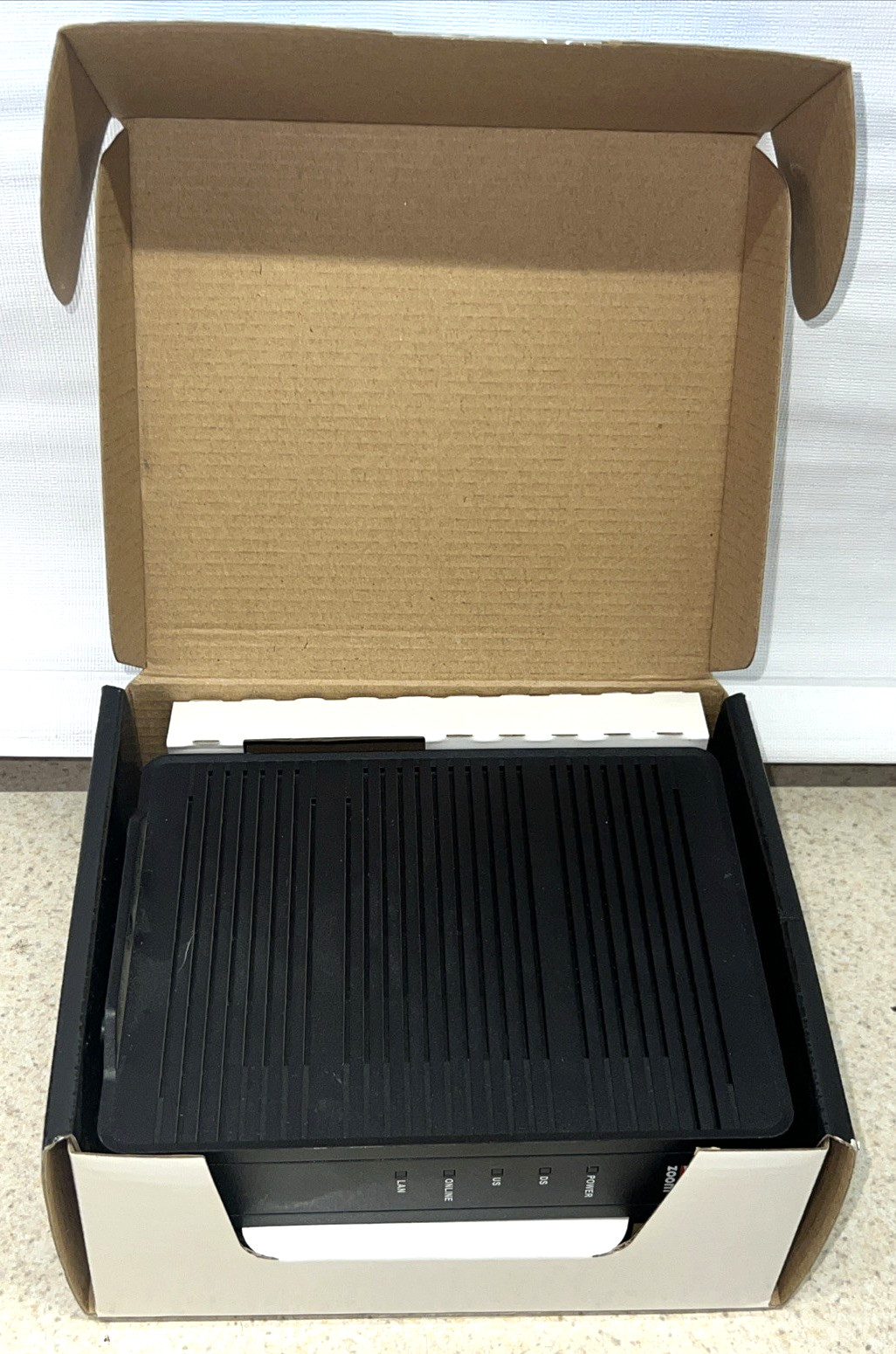 ZOOM Cable Modem Model 5370: 686 Mbps* 16×4 DOCSIS 3.0. New-Open Box