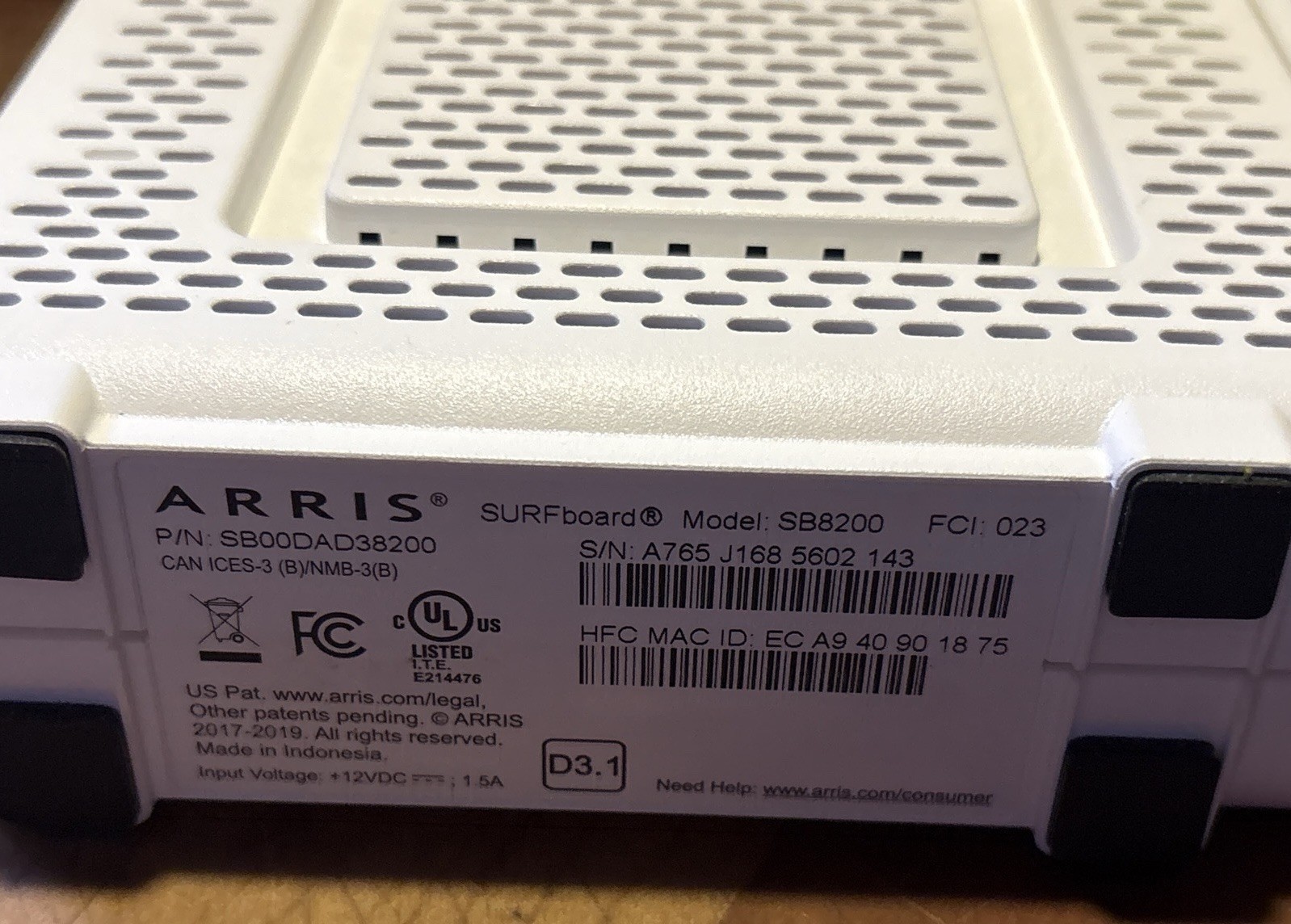 ARRIS SB8200 DOCSIS 3.1 Cable Modem White, 2 LAN Ports, Ethernet & Coaxial