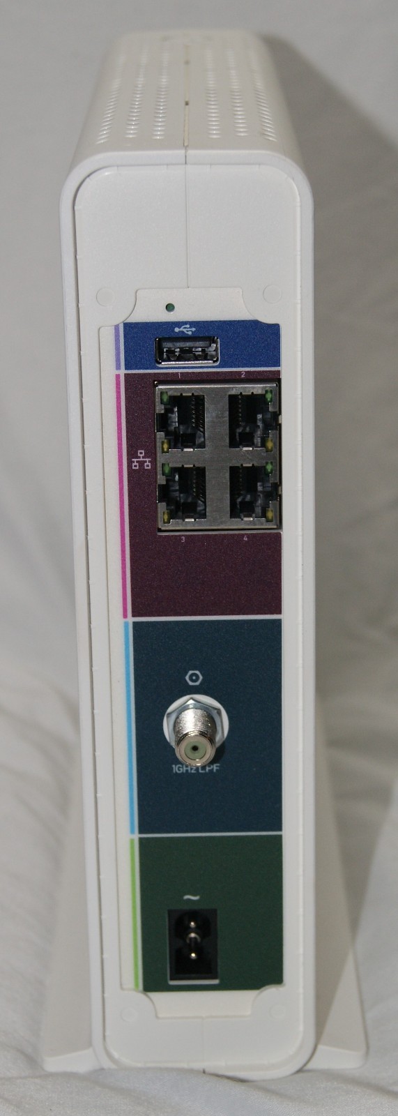 ARRIS SURFboard SBG6900AC Docsis 3.0 16×4 Cable Modem/ Wi-Fi AC1900 Router