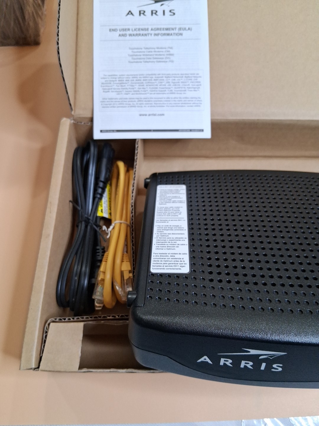 🤩 ARRIS TM822 e DOCSIS 3.0 8×4 Ultra-High Speed Modem – Black + Battery