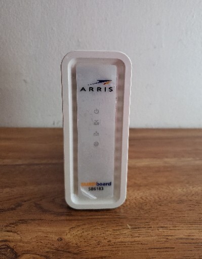 Arris SURFboard Model SB6183 DOCSIS 3.0 Modem No Cable