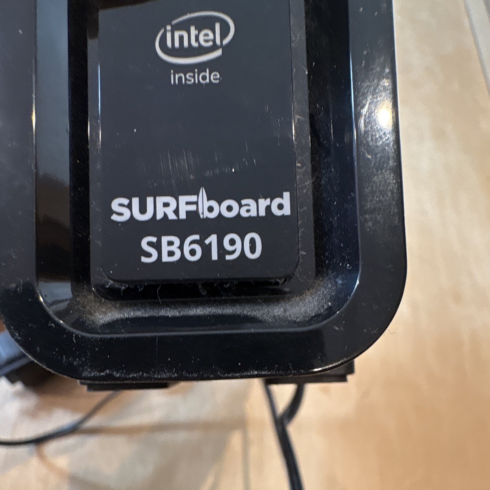 ARRIS SURFboard SB6190 DOCSIS 3.0 Cable Modem 1.4 Gbps Intel Inside Black