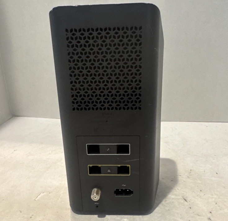 XFINITY XB6-A Modem Router Dual Band WiFi TG02DCW3482P2CT