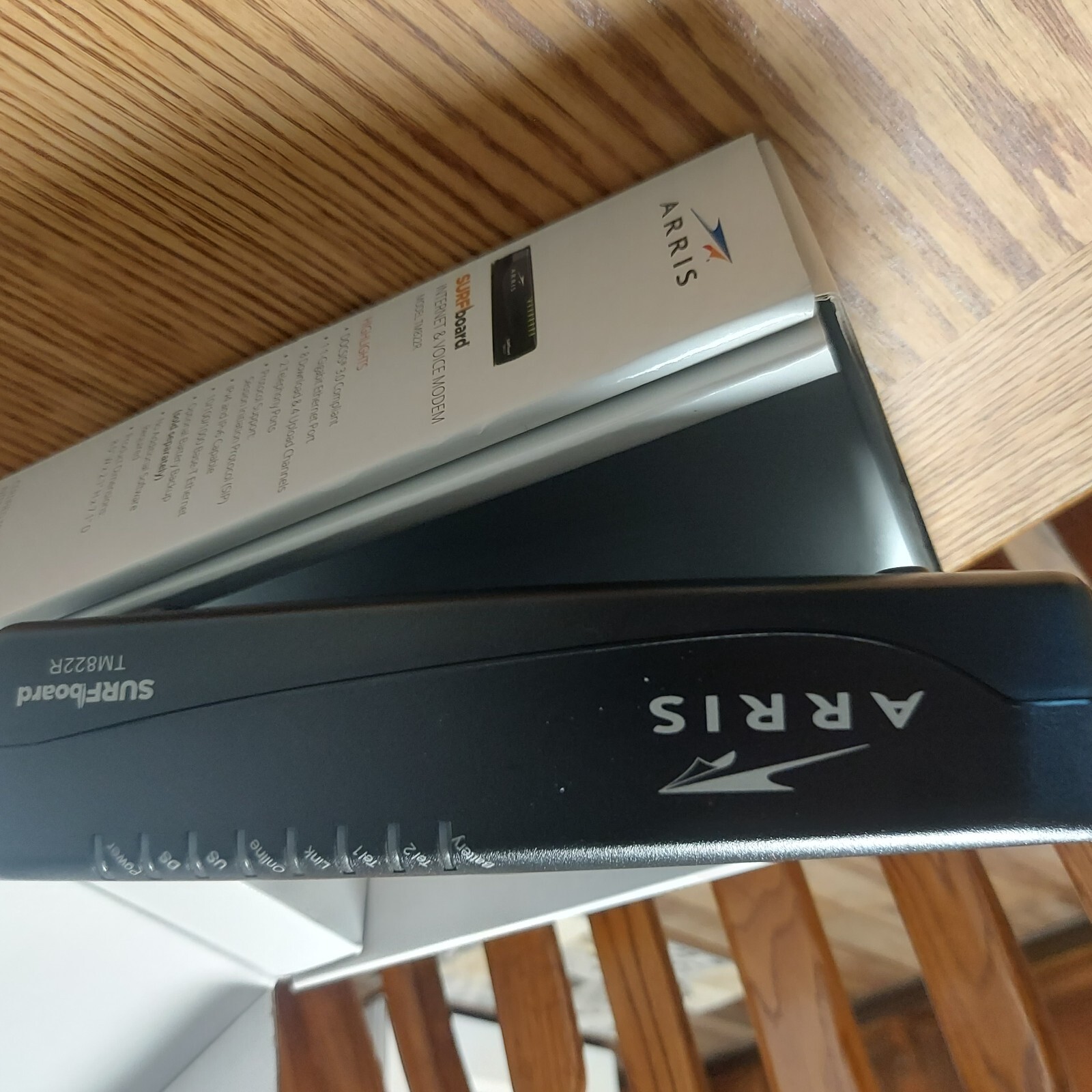 ARRIS Surfboard Docsis 8X4 Cable Modem / Telephone Certified for XFINITY 