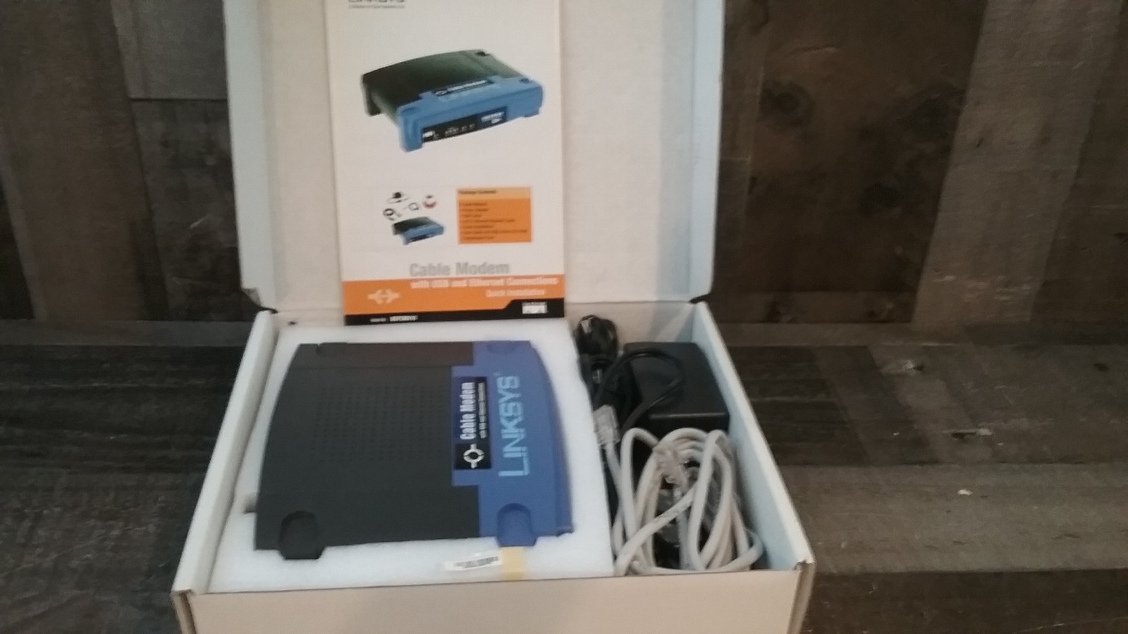 Linksys Cable Modem Model BEFCMU10 Version 4 with USB and Ethernet Connection