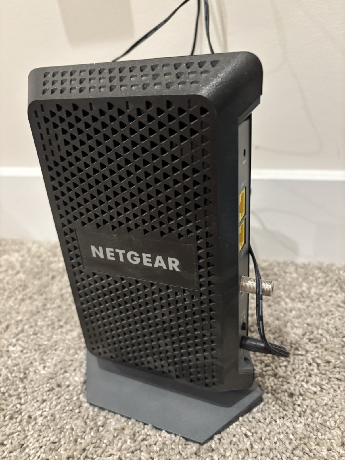 NETGEAR Nighthawk CM1100 Cable Modem