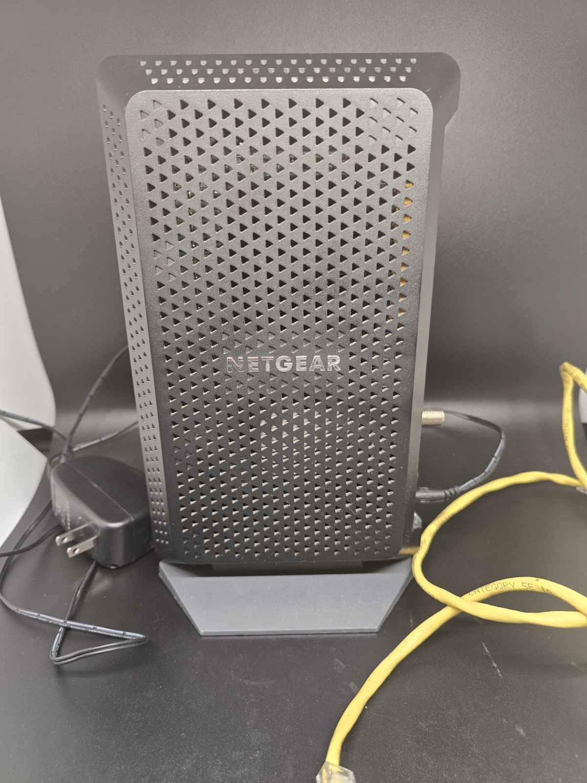 NETGEAR CM1150V Nighthawk Multi-Gig Speed Cable Modem Working XFINITY