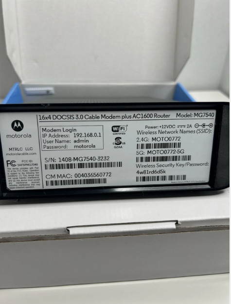 MOTOROLA MG7540 16×4 Cable Modem Plus AC1600 Dual Band Wi-Fi Router Open Box