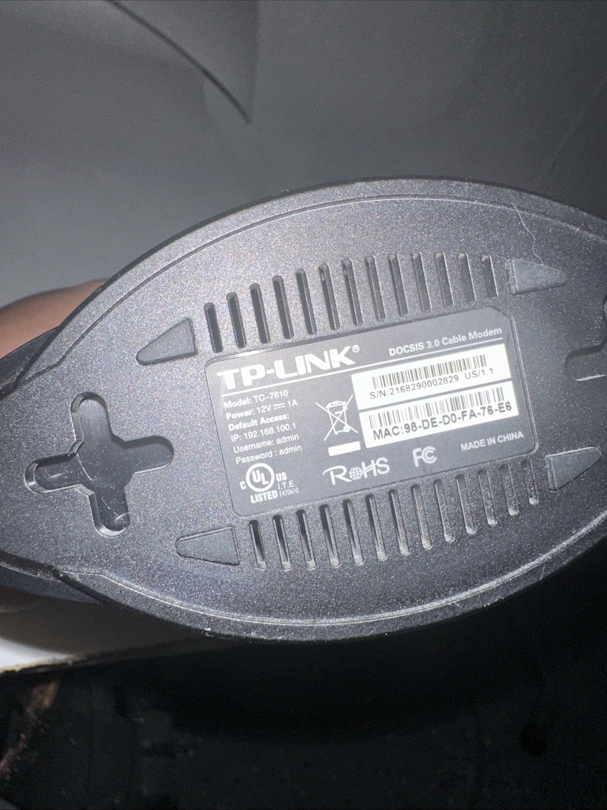 TP-LINK TC-7610 DOCSIS 3.0 Cable Modem USED with Power Cable