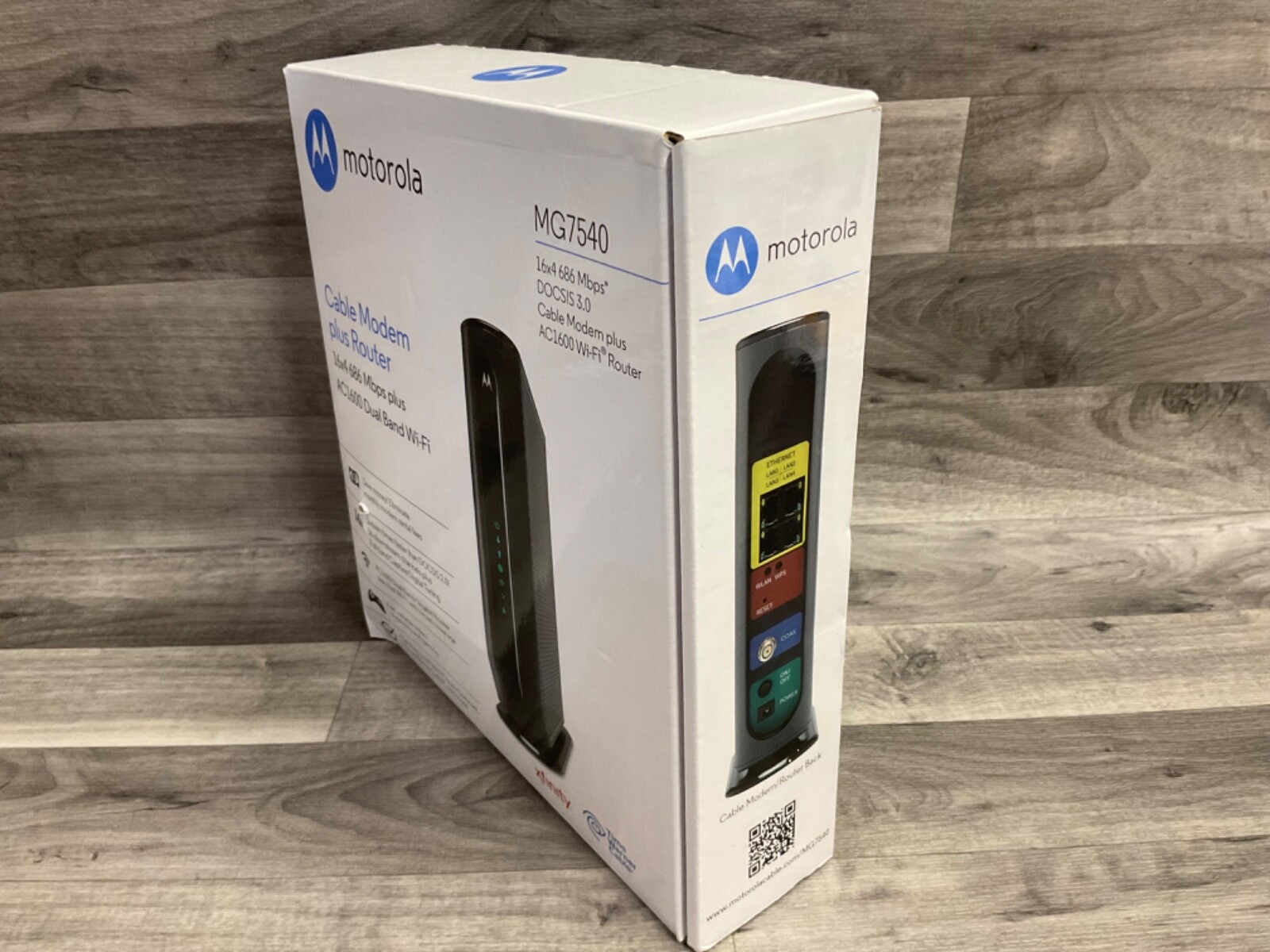 Motorola MG7540 DOCSIS 3.0, 16×4 Cable Modem WIFI Router 2.4G / 5G