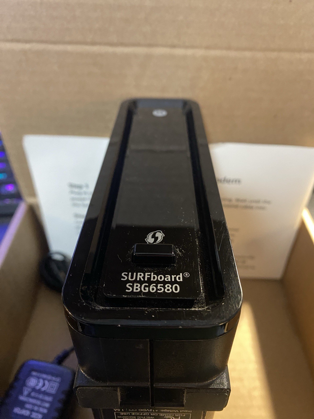 Motorola ARRIS SURFboard SBG6580 DOCSIS 3.0 Cable Modem Wi-Fi Router