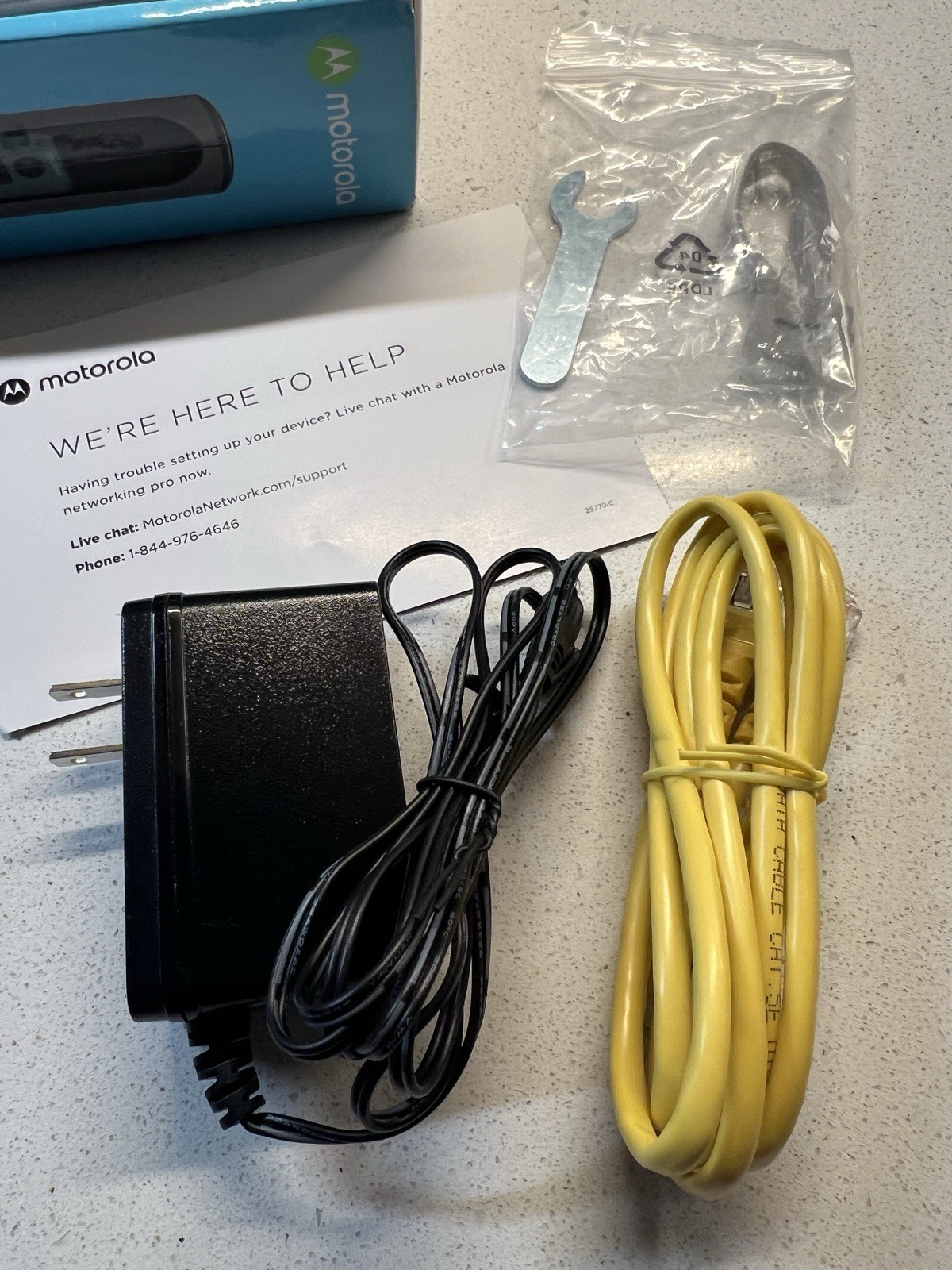 Motorola 24×8 Cable Modem MB7621 DOCSIS 3.0 1000+ mbps New Open Box – See Pics