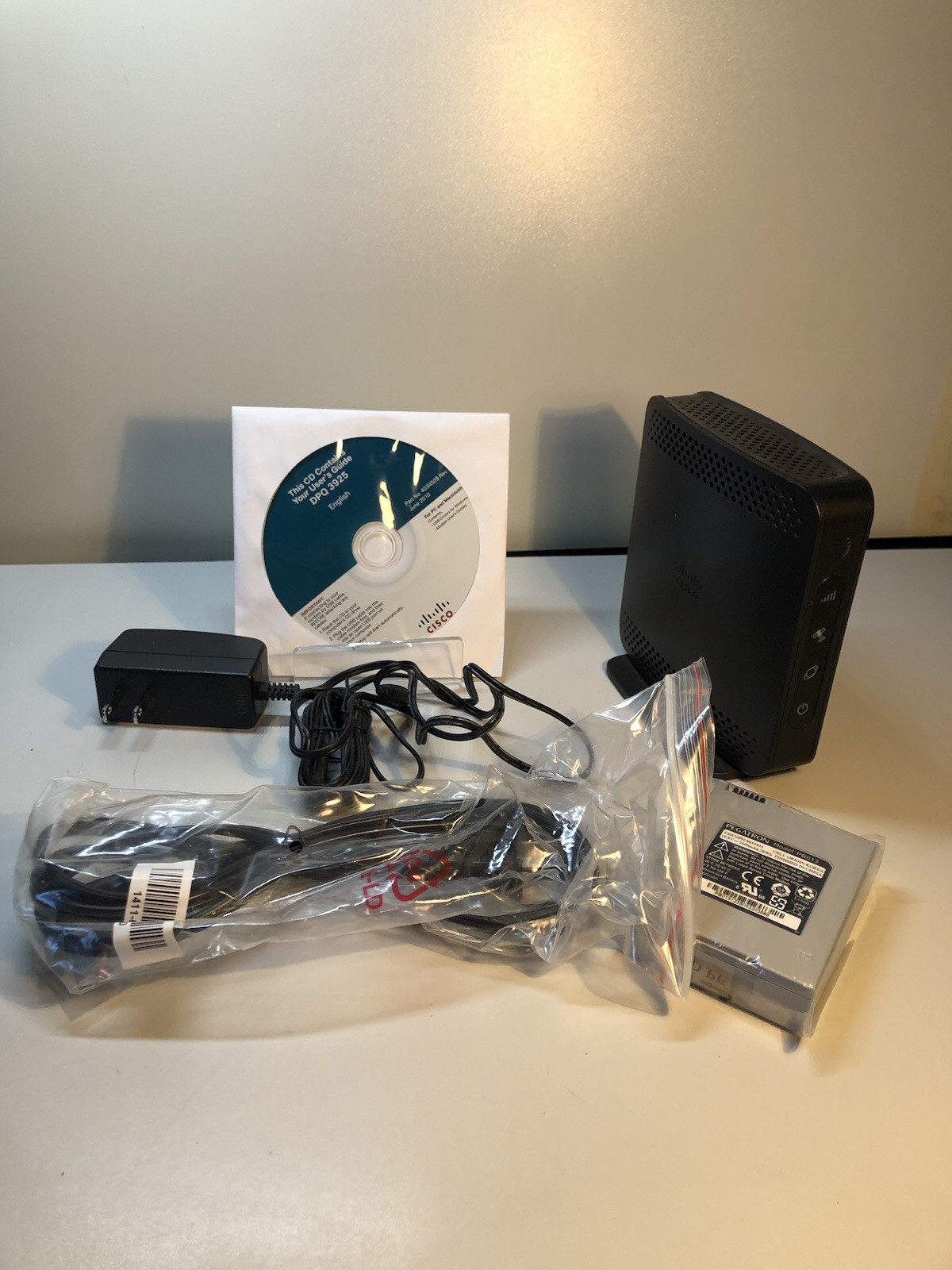 CISCO DPQ3925 NEW Cable Modem * NEW in the box