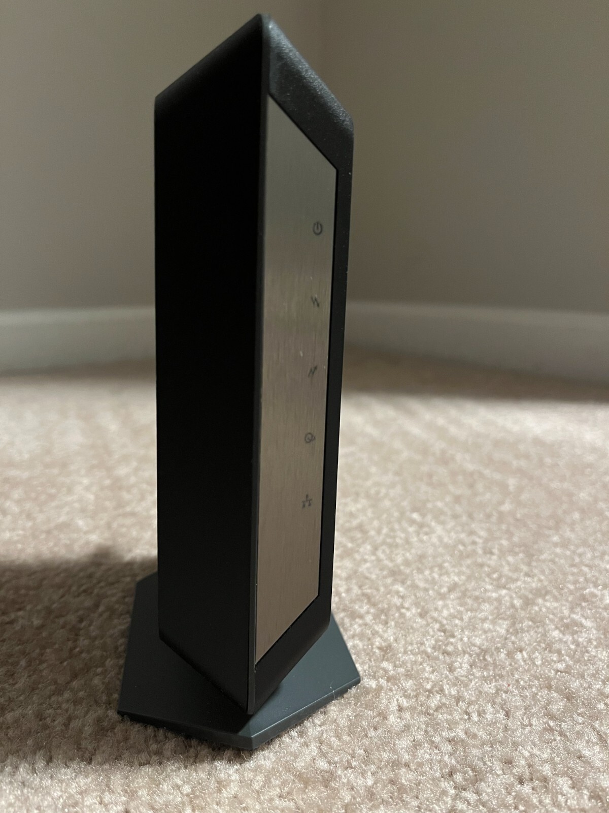 NETGEAR Cable Modem CM700 High Speed Cable Modem | DOCSIS 3.0 with Power Cord