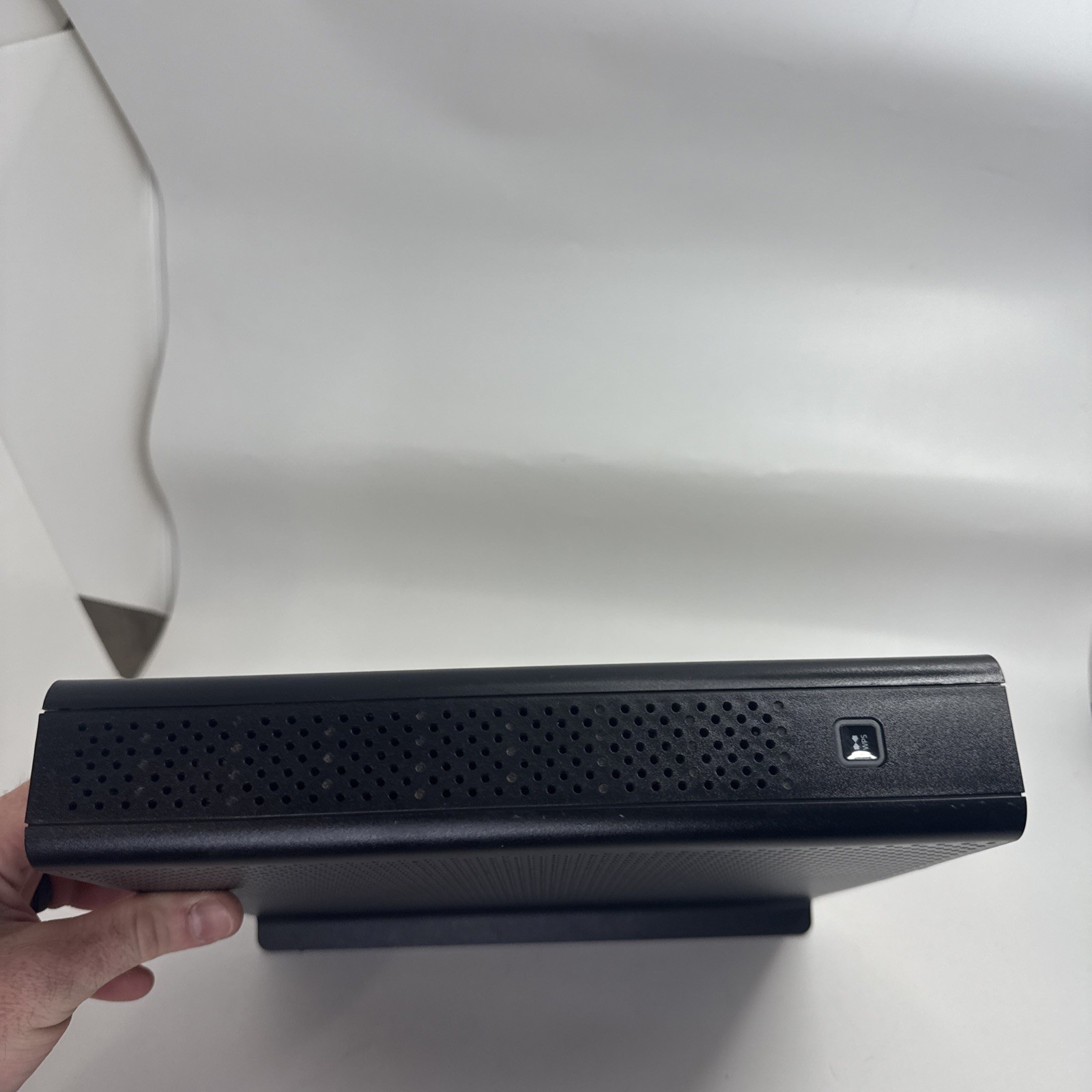 Arris Panoramic TG1682G Dual Band 2.4GHz 5GHz Wireless WiFi Router Cable Modem