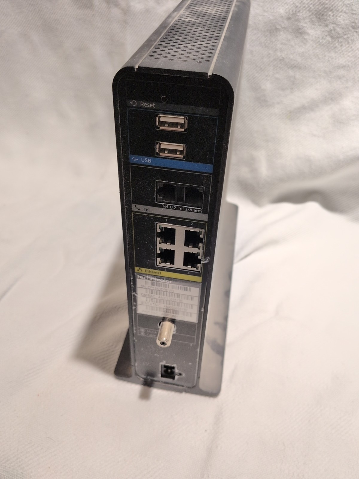 Technicolor TC8715D WiFI Cable Modem with built in router