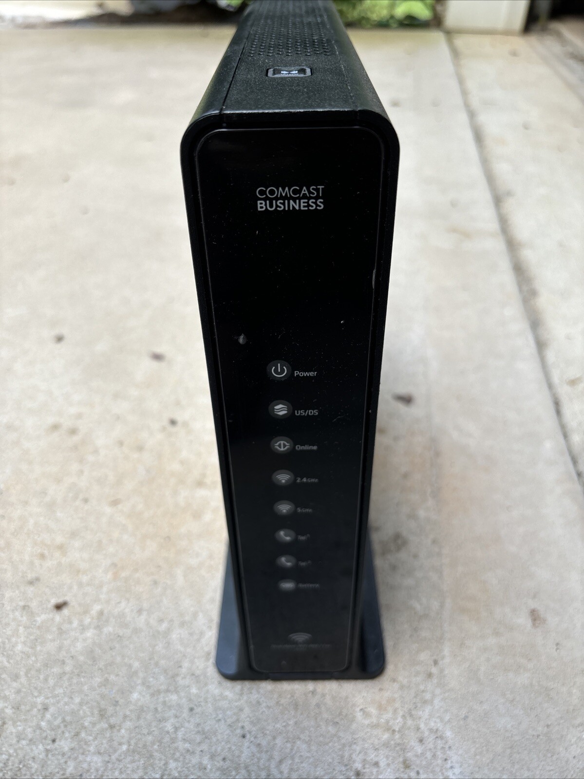 Technicolor DPC3941B Comcast Business Dual Band WiFi Cable Modem Router