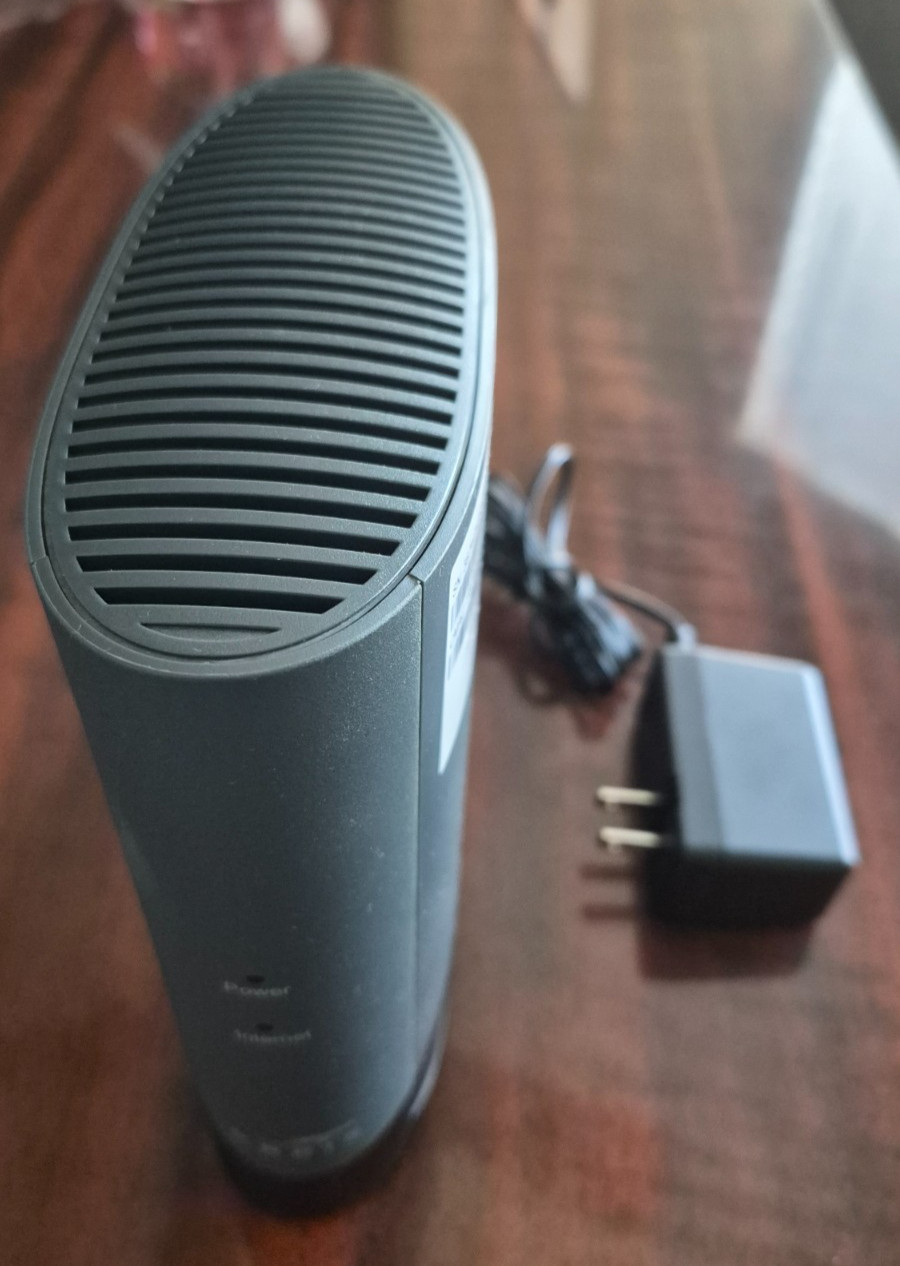 Arris Touchstone CM9200 DOCSIS 3.1 Cable Internet Modem High Speed