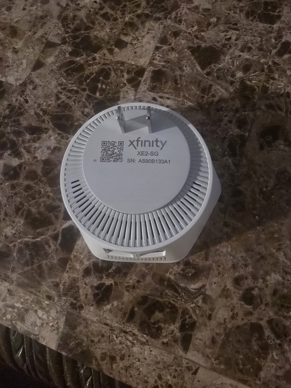 Xfinity Comcast xFi Pod 2nd Gen Model XE2-SG WiFi Network Extender New