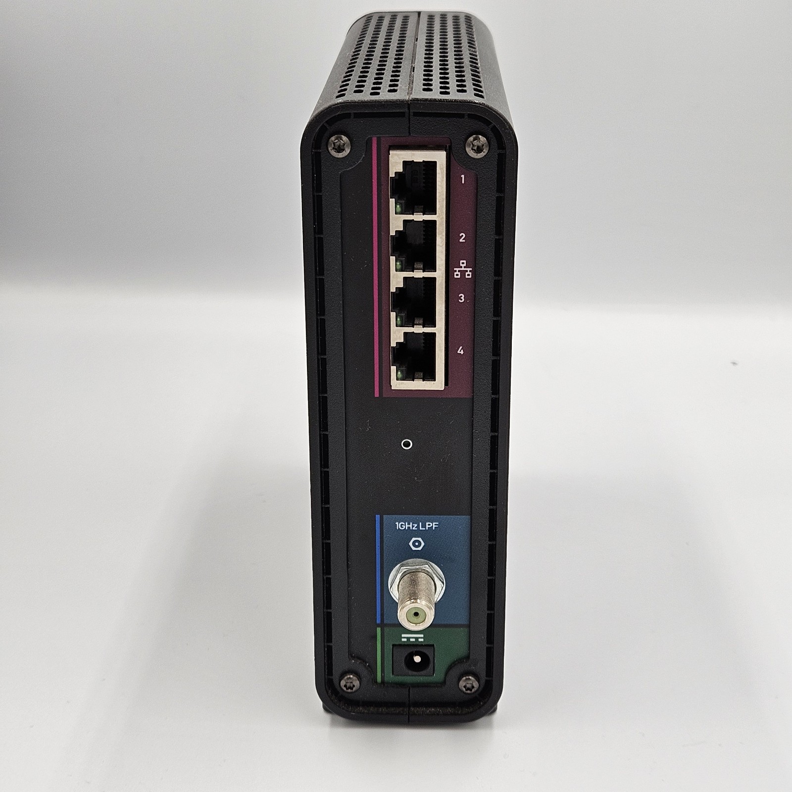 Motorola ARRIS SURFboard SBG6580 DOCSIS 3.0 Cable Modem and Wi-Fi Router N300