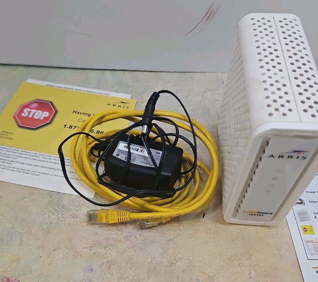ARRIS SURFboard Modem DOCSIS 3.0 Cable White SB6183 W/ethernet Cable RJ45