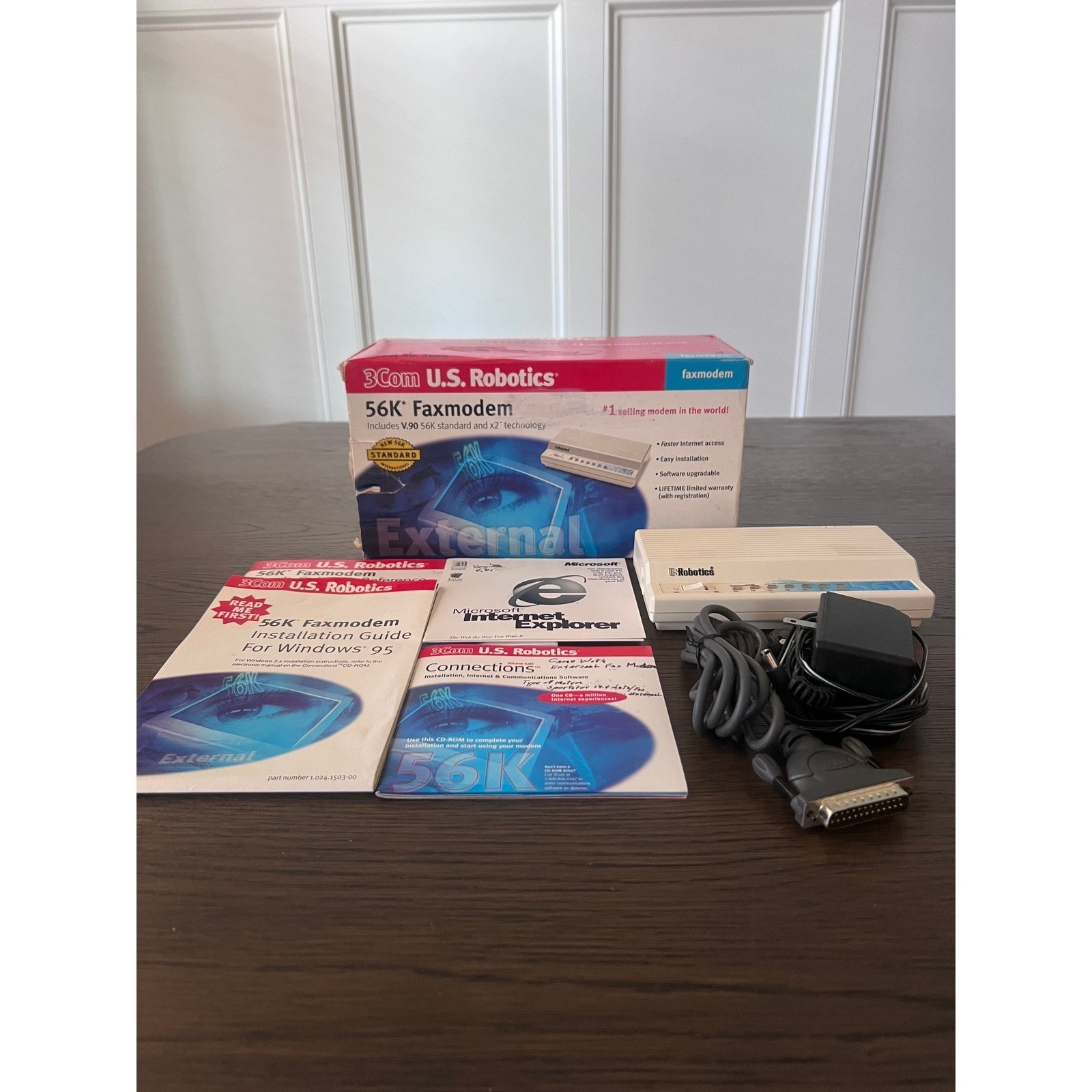 3Com US Robotics 56K Faxmodem External Model 5686 V90 x2 Technology