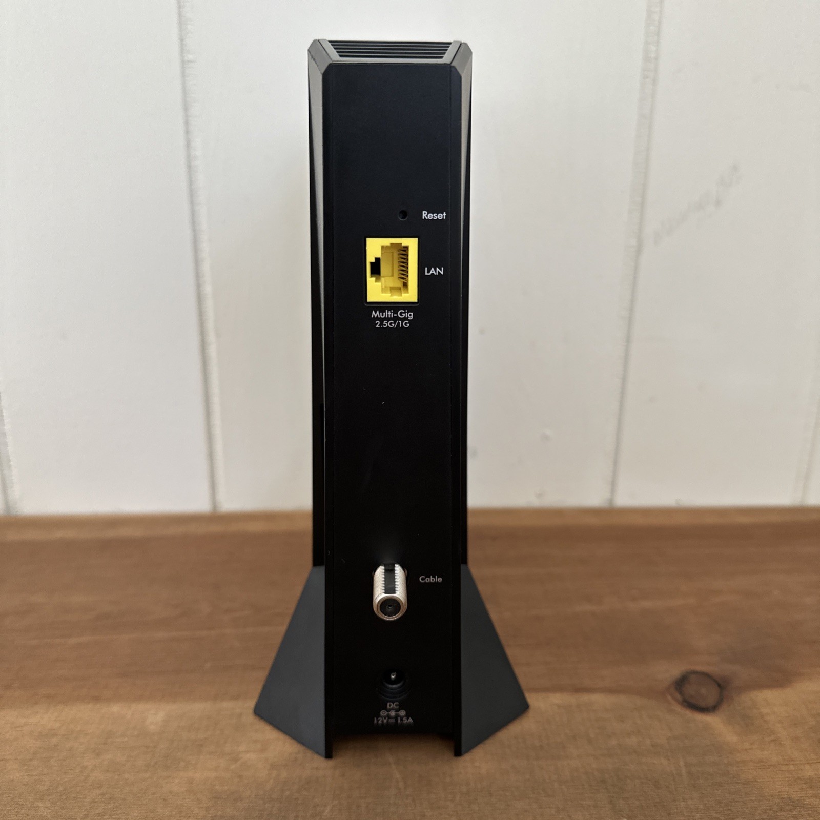 NETGEAR Nighthawk CM2000 2.5 GBPS DOCSIS 3.1 Speed Cable Modem