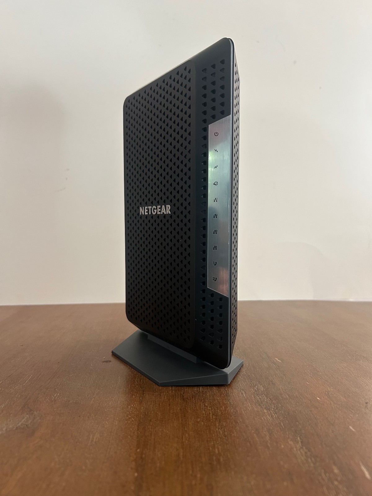 NETGEAR CM1150V Nighthawk Multi-Gig Speed Cable Modem for XFINITY Voice