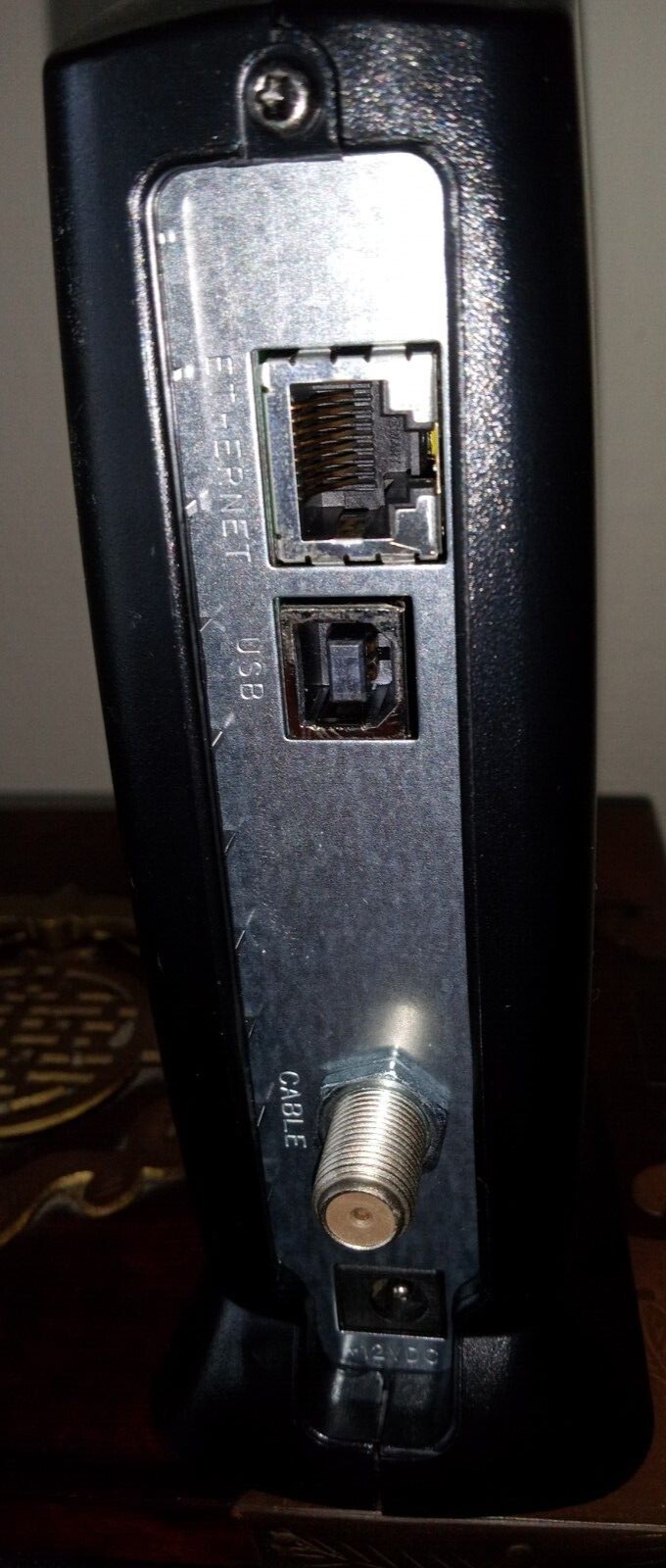 Motorola SURFboard SB5120 (505788-006-00) 38.91 Mbps with Installation CD_ROM