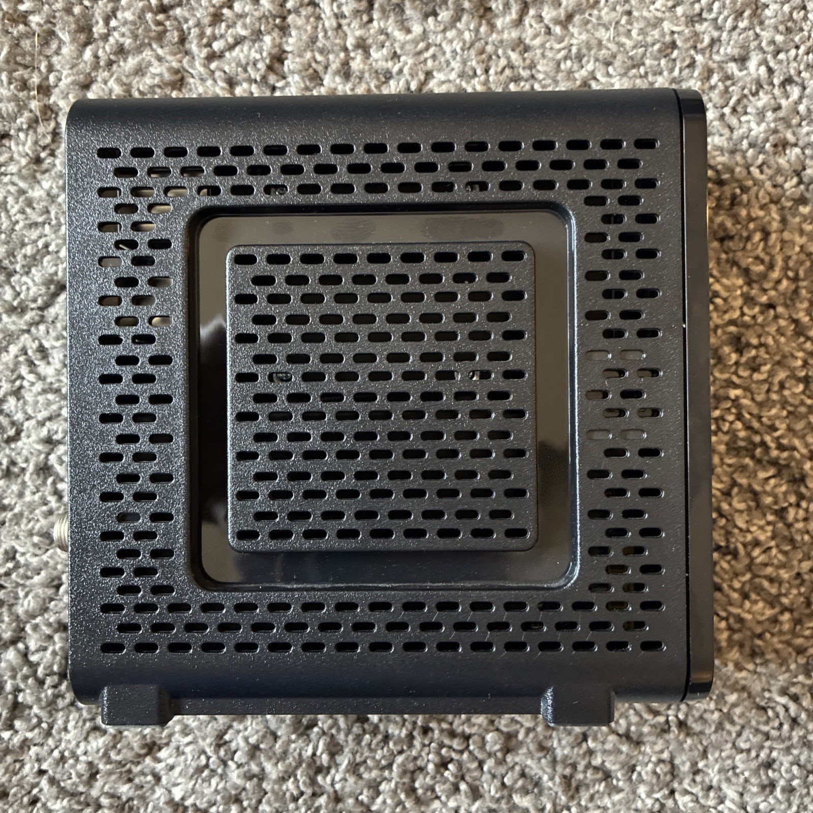 ARRIS Surfboard CM8200 DOCSIS 3.1 Cable Modem, No Power Adapter – Tested Works!