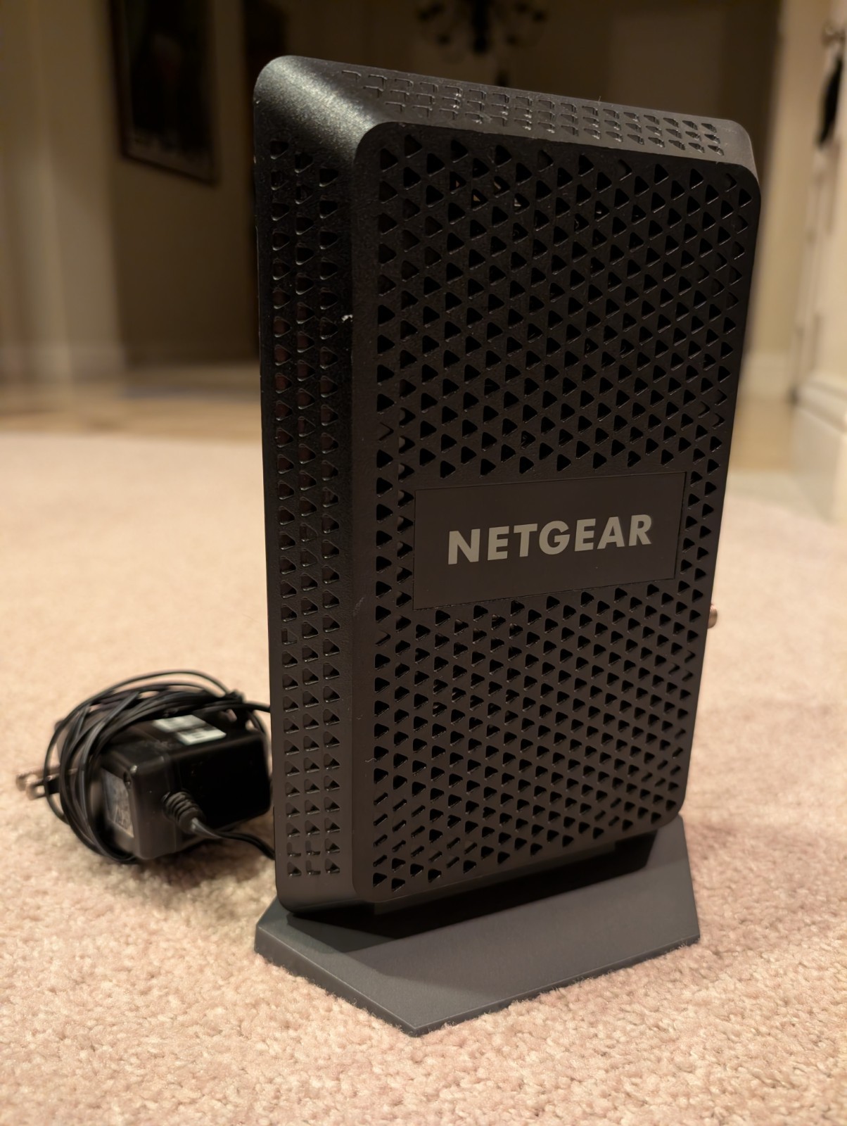NETGEAR CM600-1AZNAS 960Mbps DOCSIS 3.0 Cable Modem with Power Adapter
