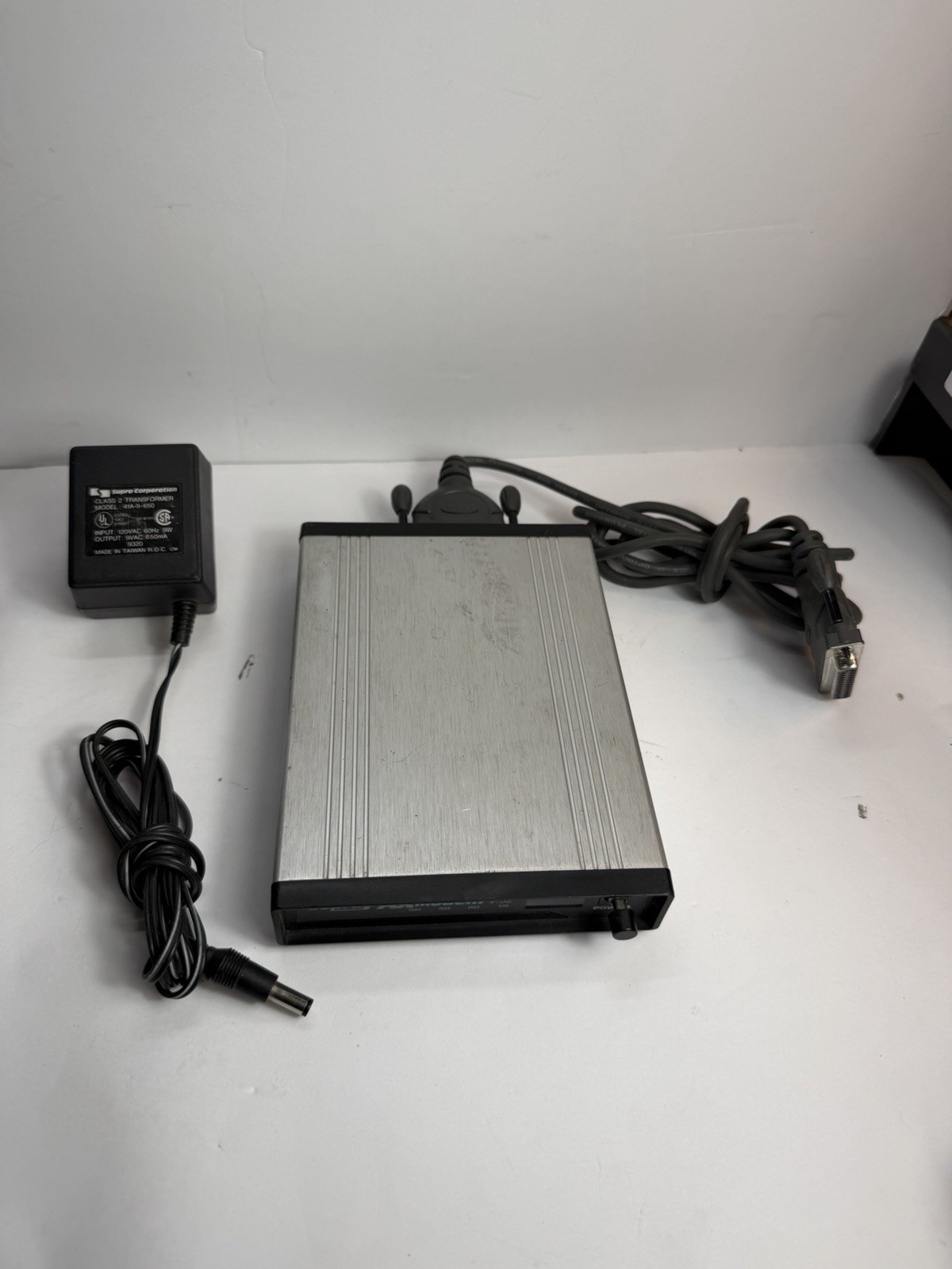 Supra FAX Modem V.32bis FCZ5D3144FX – With Power Cord