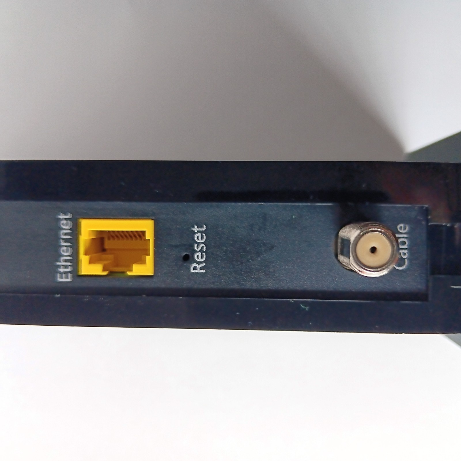 NETGEAR CM500V Cable Modem for Internet & Voice–DOC SIS 3.0 680 Mbps